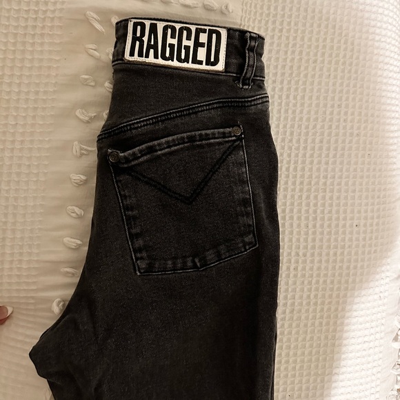 Ragged jeans - Picture 2 of 5